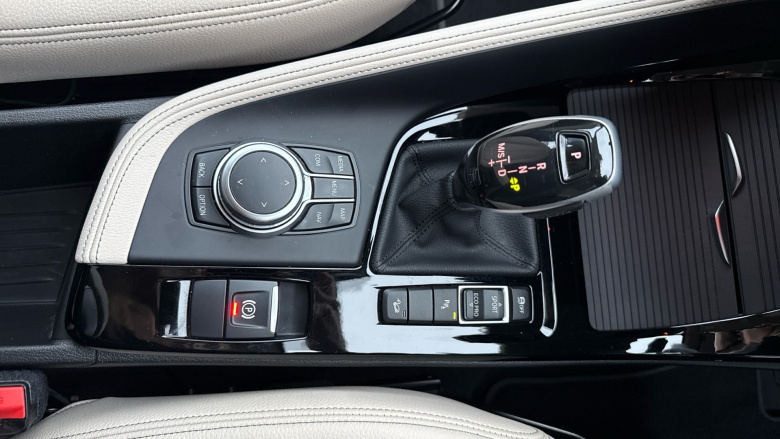 BMW X1 xDrive 20i [178] xLine 5dr Step Auto Petrol Estate